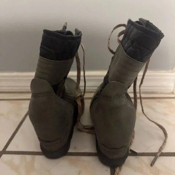 SOREL Lexie Hidden Wedge Waterproof Booties Black and Grey Women’s 10.5 - Picture 4 of 6